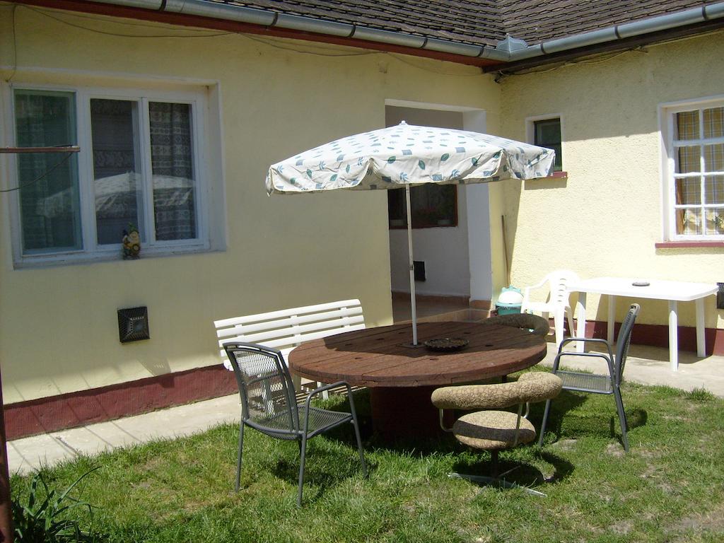Toth Maganszallas Hajduszoboszlo Apartment Exterior photo