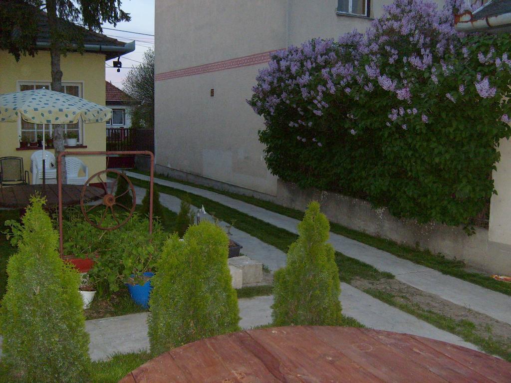 Toth Maganszallas Hajduszoboszlo Apartment Exterior photo